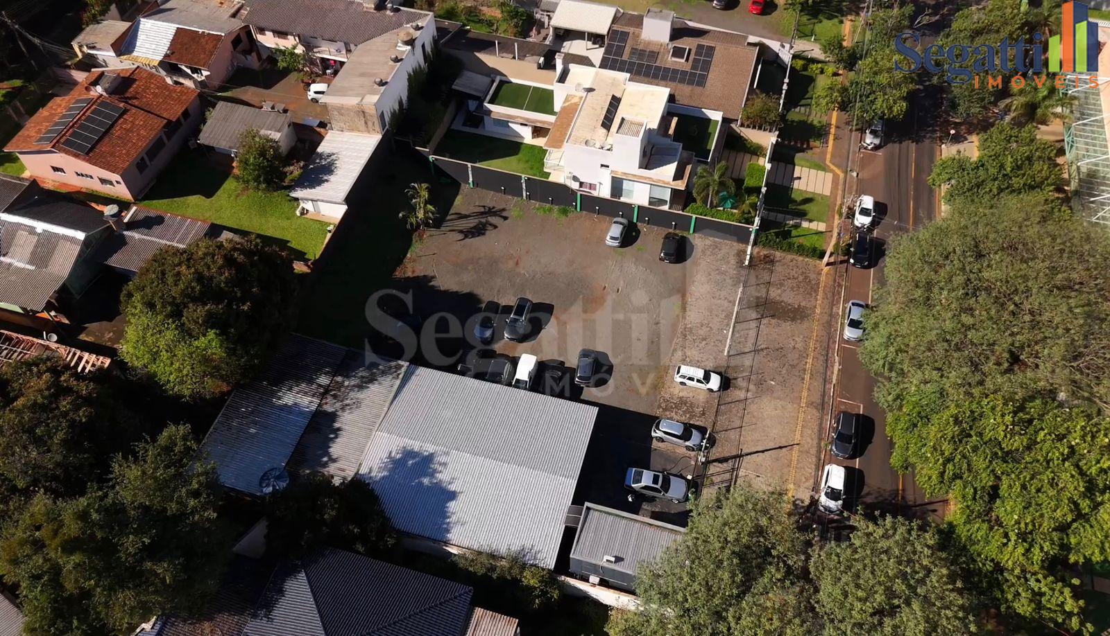 TERRENO NA AVENIDA PEDRO BASSO