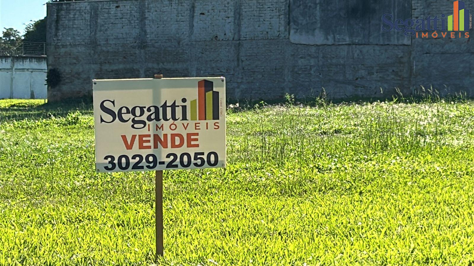 TERENO NO CONDOMÍNIO LAGO DOS CISNES