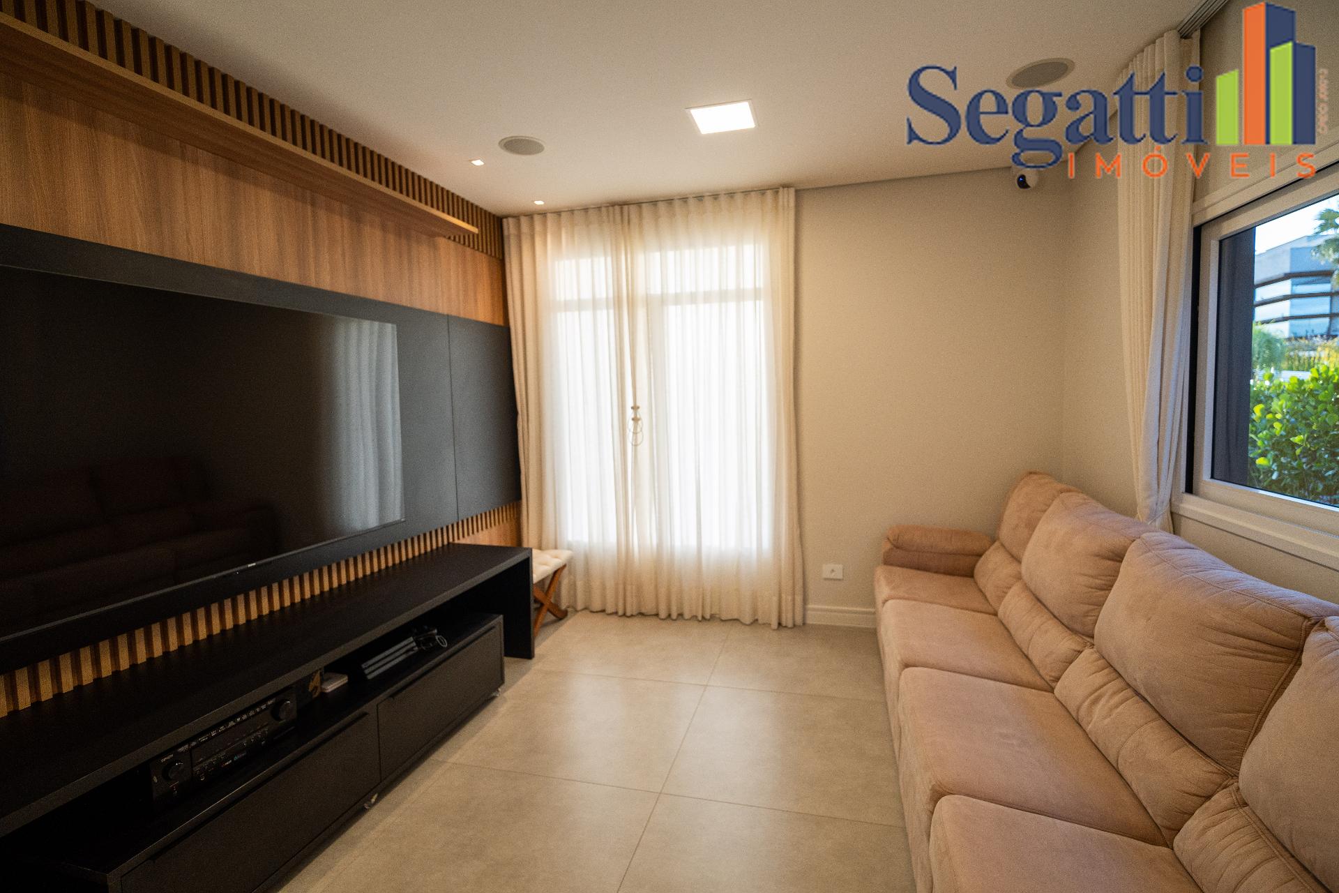 CASA TÉRREA NO CONDOMÍNIO RESIDENCIAL ROYAL BOULEVARD