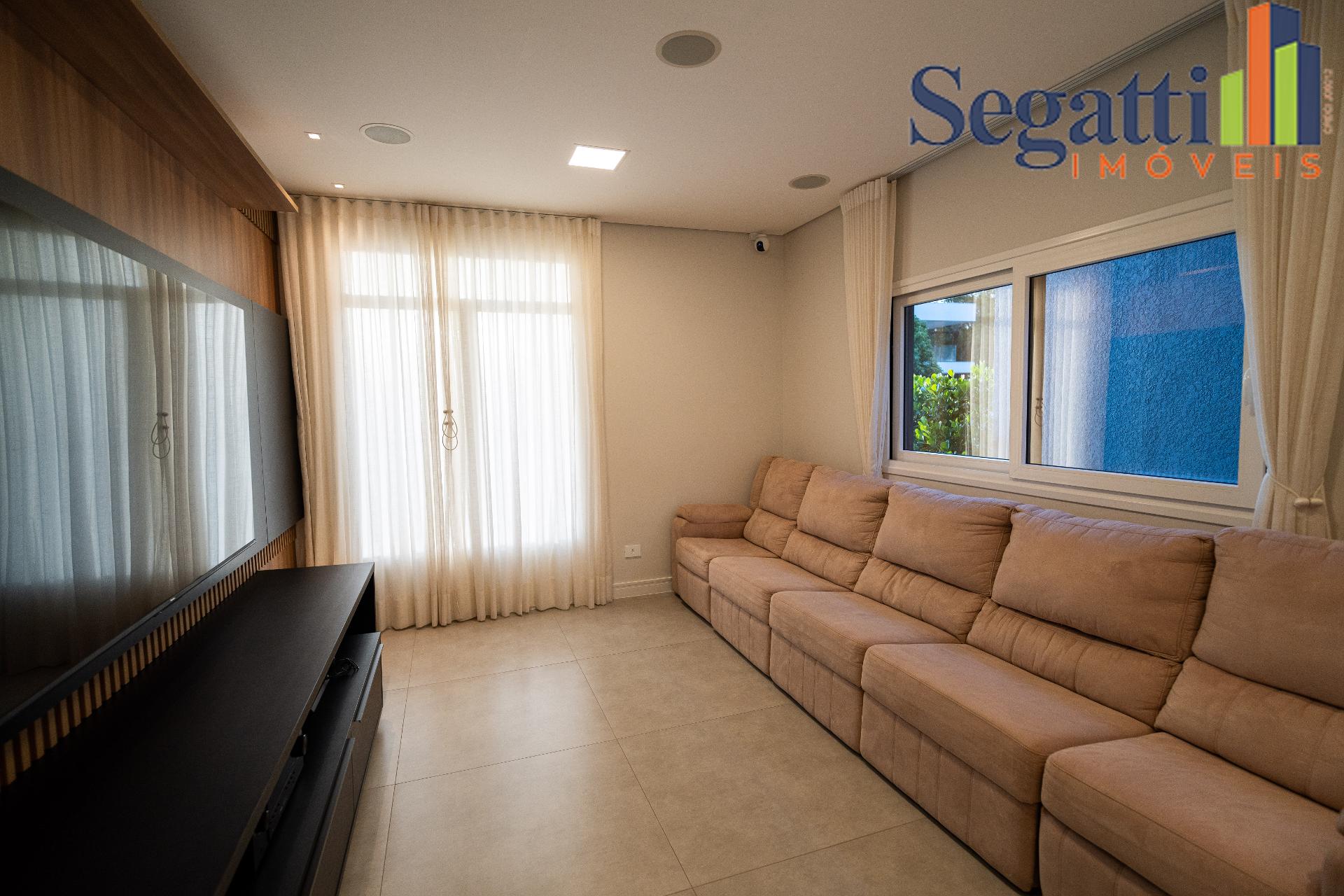 CASA TÉRREA NO CONDOMÍNIO RESIDENCIAL ROYAL BOULEVARD