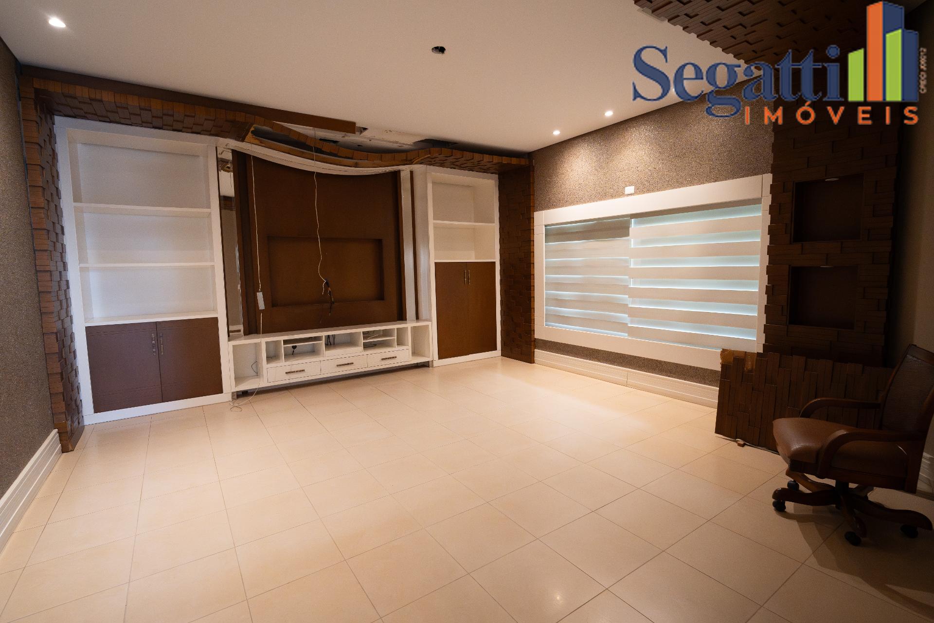 SOBRADO NO CONDOMÍNIO HORIZONTAL IZADORA PARQUE