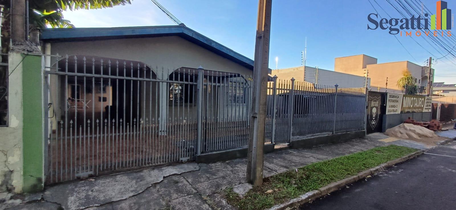 CASA NO JARDIM ALICE l