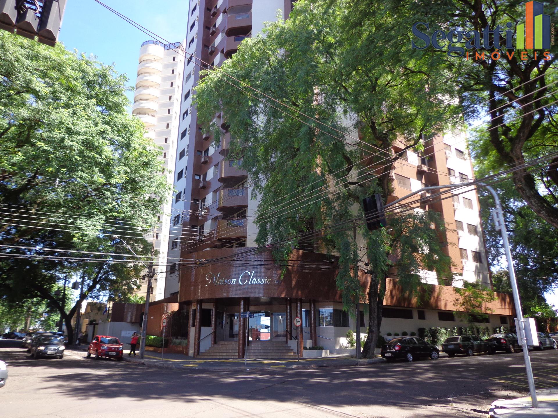 APARTAMENTO DUPLEX  SEMI MOBILIADO NO EDIFÍCIO MAISON CLASSIC