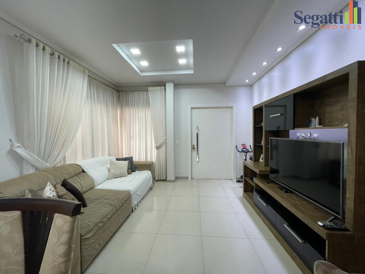 CASA NO CONDOMÍNIO TERRAS ALPHA l