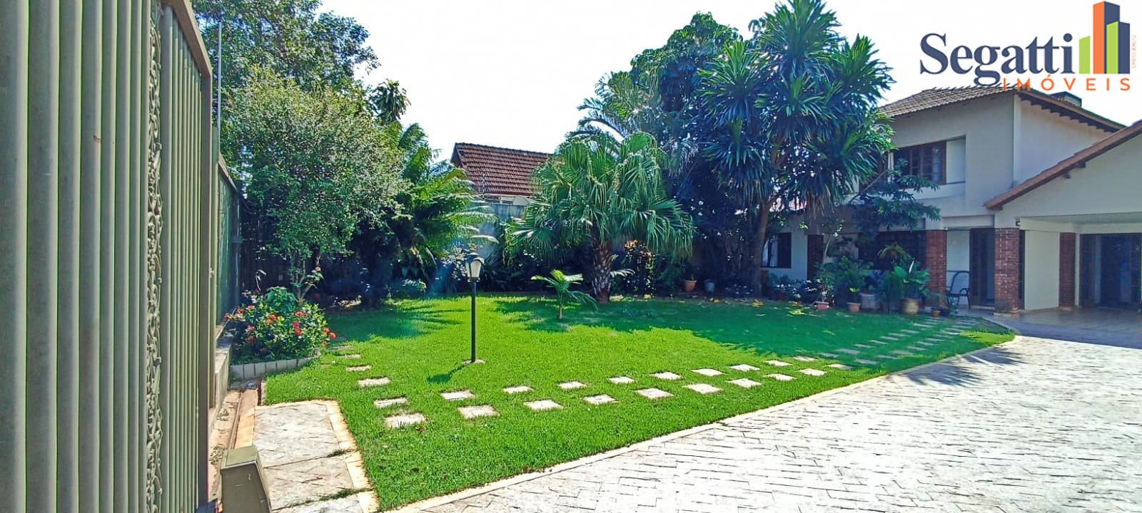 SOBRADO SEMI MOBILIADO NO JARDIM SANTA ROSA