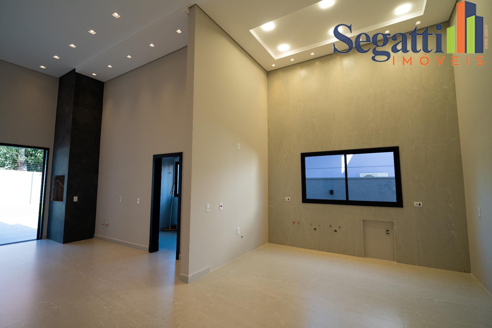 CASA TÉRREA NO CONDOMÍNIO SOLAR DAS PALMEIRAS