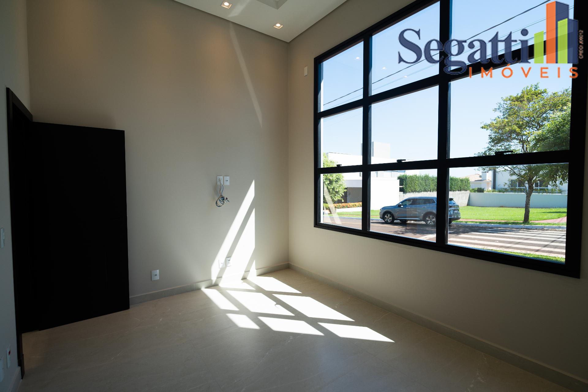 CASA TÉRREA NO CONDOMÍNIO SOLAR DAS PALMEIRAS