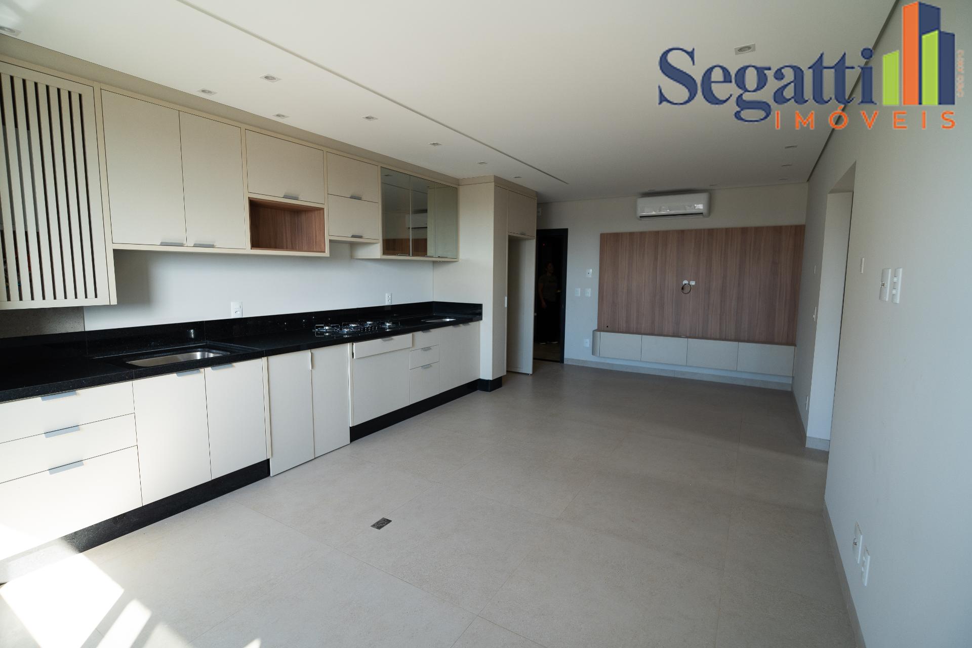 APARTAMENTO SEMI MOBILIADO NO EDIFÍCIO ARAUCÁRIA