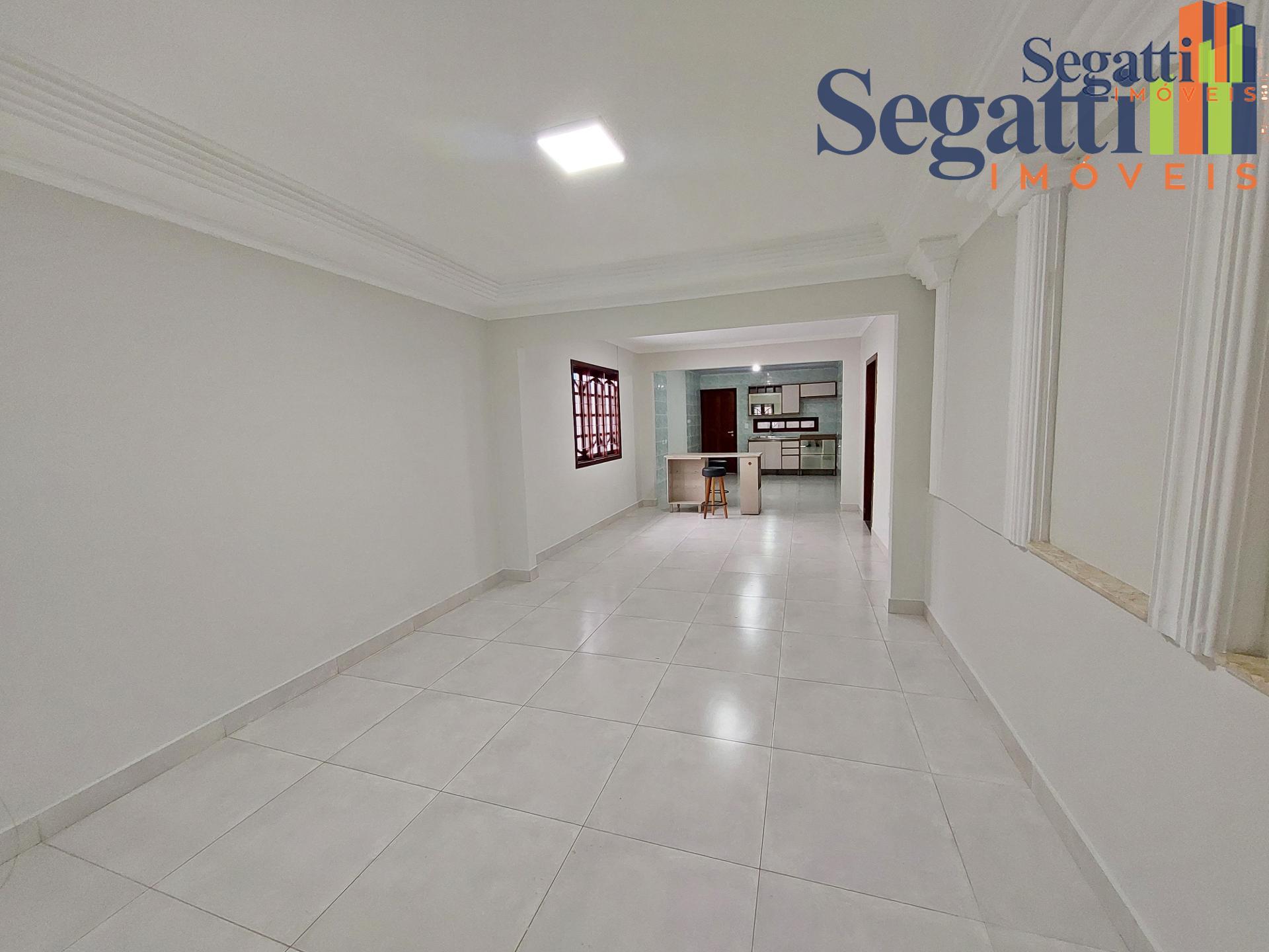 CASA NO BAIRRO MARACANÃ