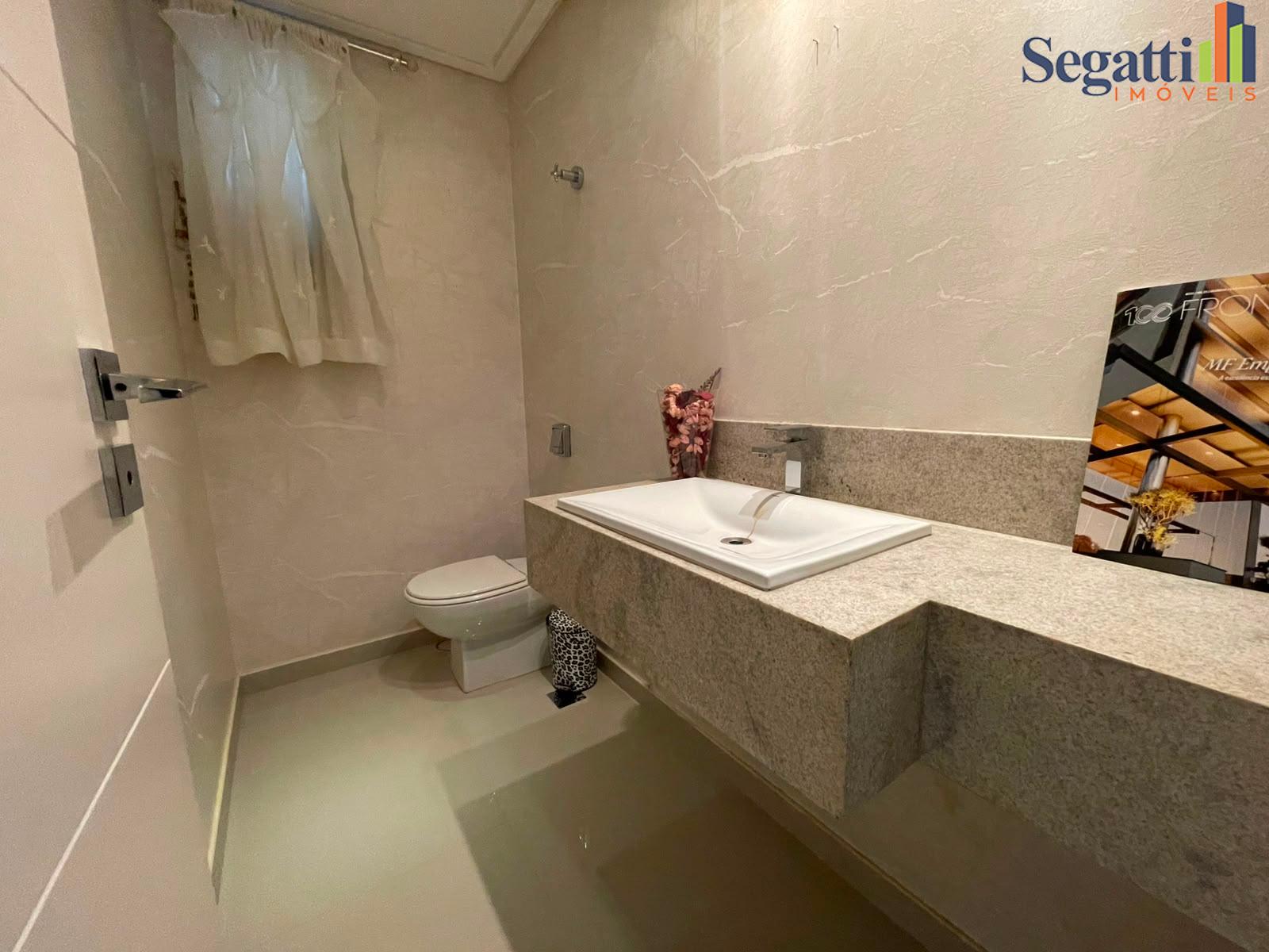 APARTAMENTO SEMI MOBILIADO NO EDIFÍCIO MAISON CLASSIC