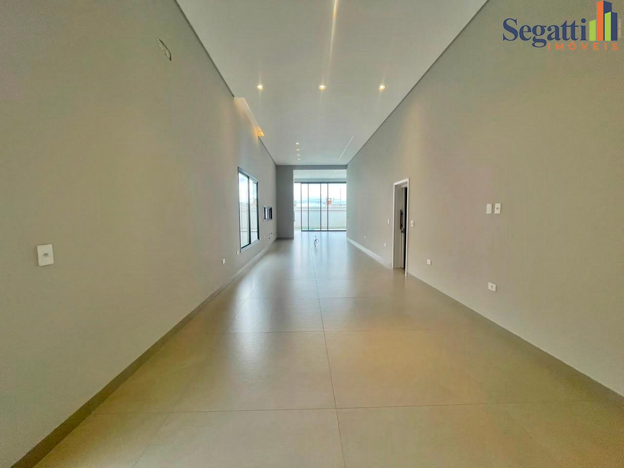 CASA TÉRREA NO CONDOMÍNIO RESIDENCIAL SAFIRA