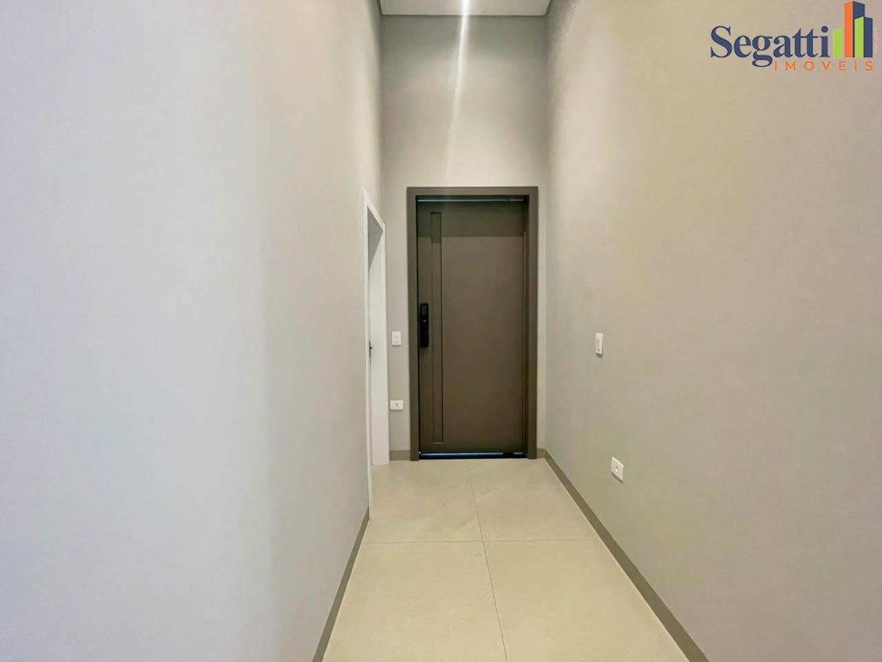 CASA TÉRREA NO CONDOMÍNIO RESIDENCIAL SAFIRA
