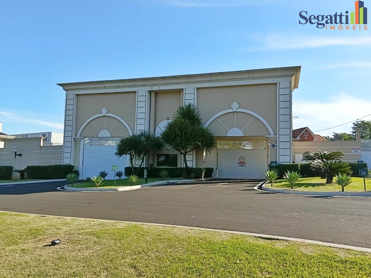 TERRENO NO CONDOMÍNIO HORIZONTAL RESIDENCIAL VILLAGIO CATARATAS