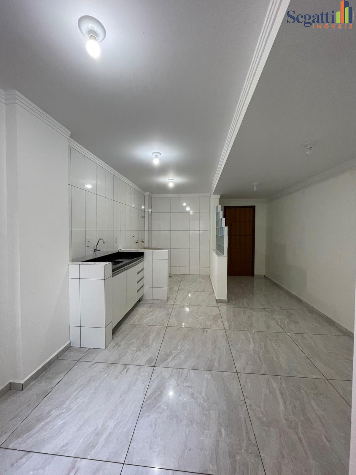 APARTAMENTO NO EDIFÍCIO IZA