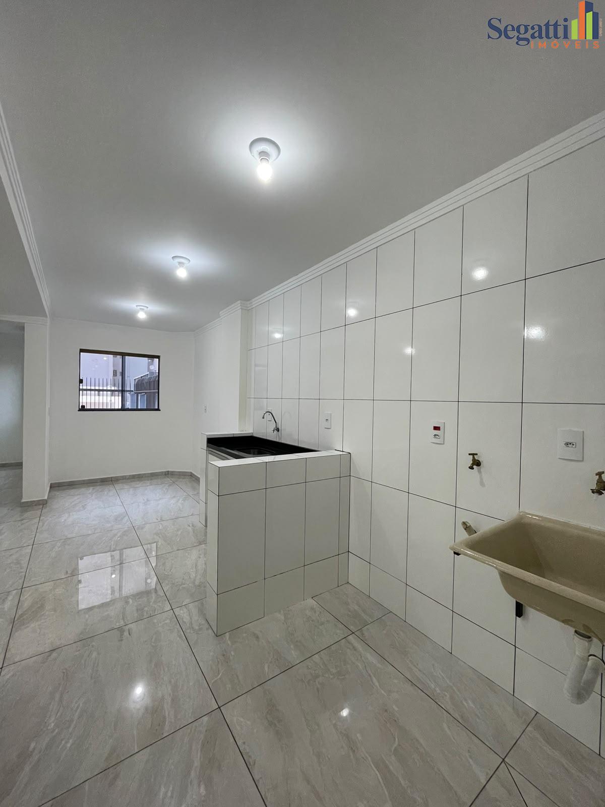 APARTAMENTO NO EDIFÍCIO IZA