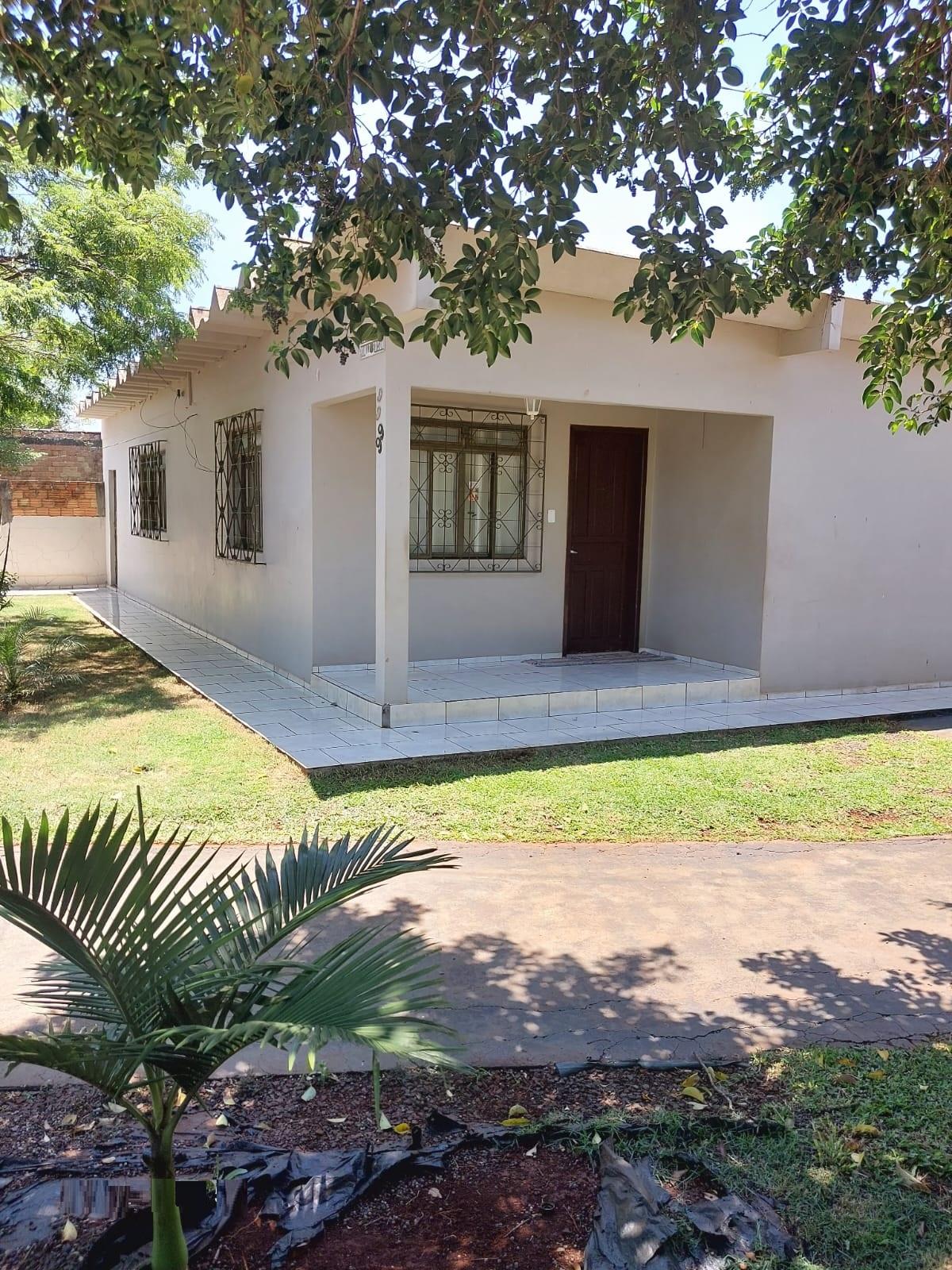 2 Casas em Terreno de 529,92m  com Área construída de 201,64m ...
