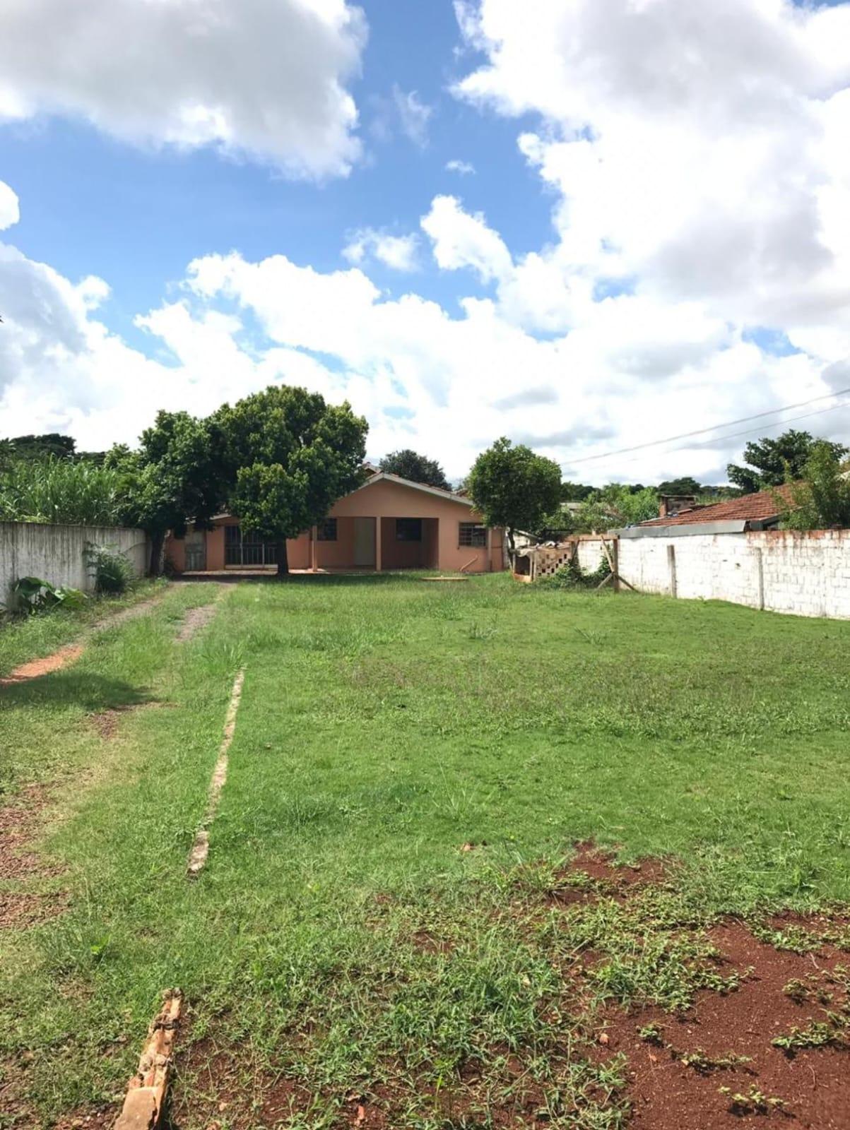 TERRENO COM 700m  LOCALIZADO NO JARDIM PORTO ALEGRE