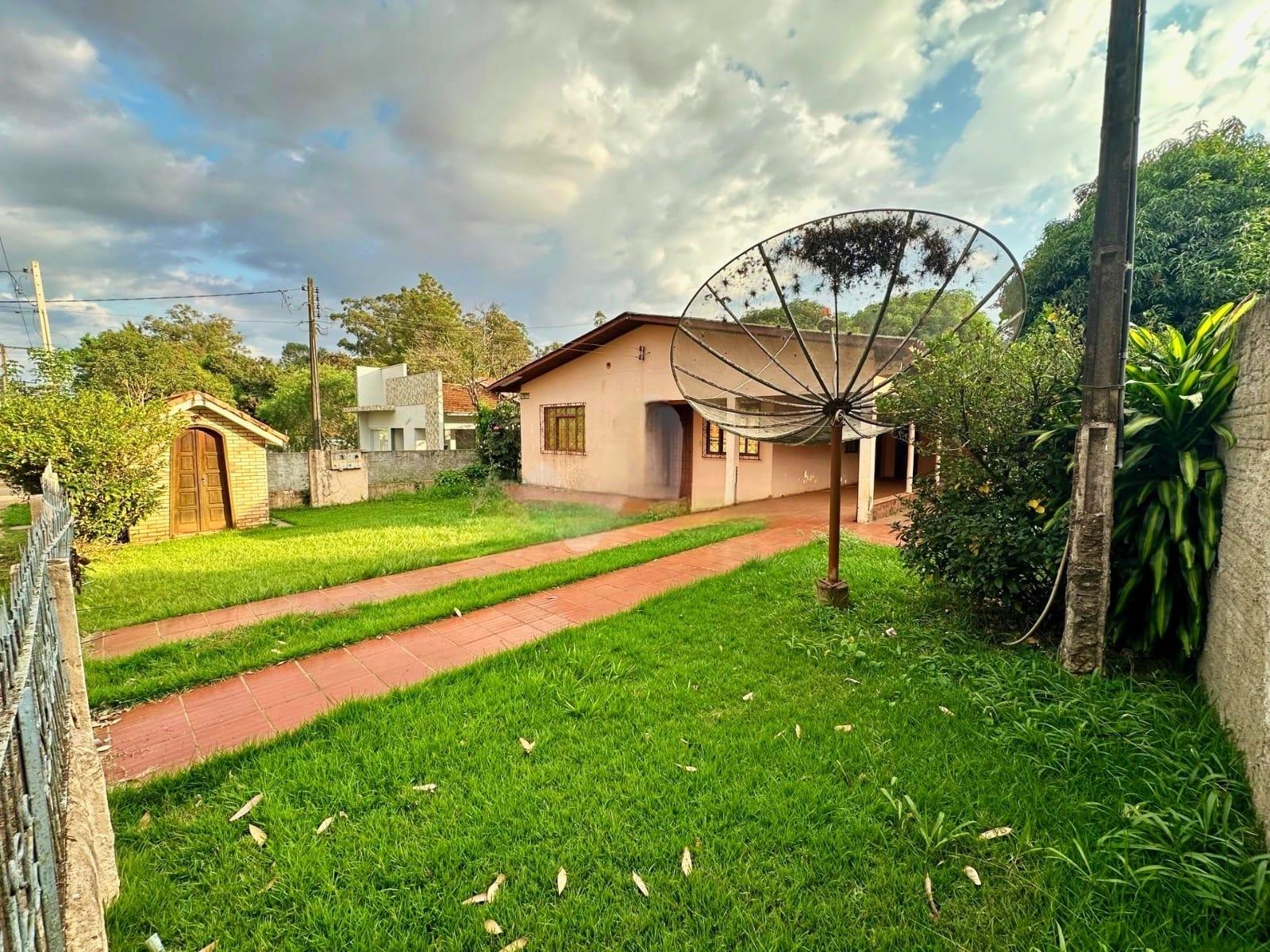 TERRENO COM 767m  COM EXCELENTE LOCALIZAÇÃO NA VILA INDUSTRIAL