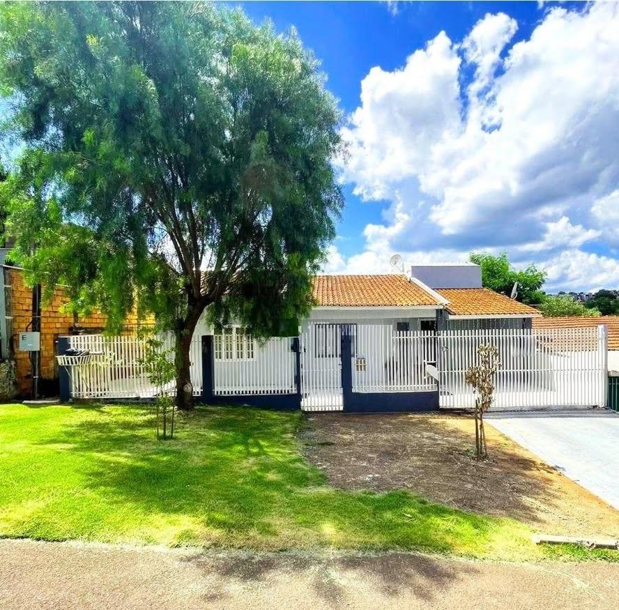 Linda Casa com Suíte 2 Quartos 2 Vagas Edícula e Sobra de Terr...