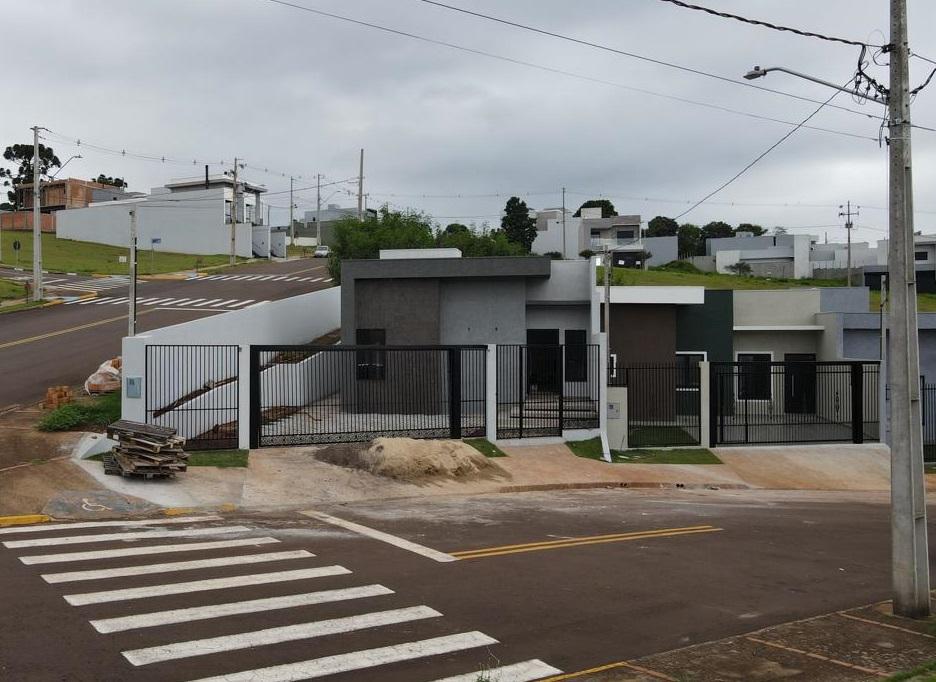 CASA NOVA DE 113m  EM TERRENO DE 302m  COM SUÍTE 2 QUARTOS NO ...