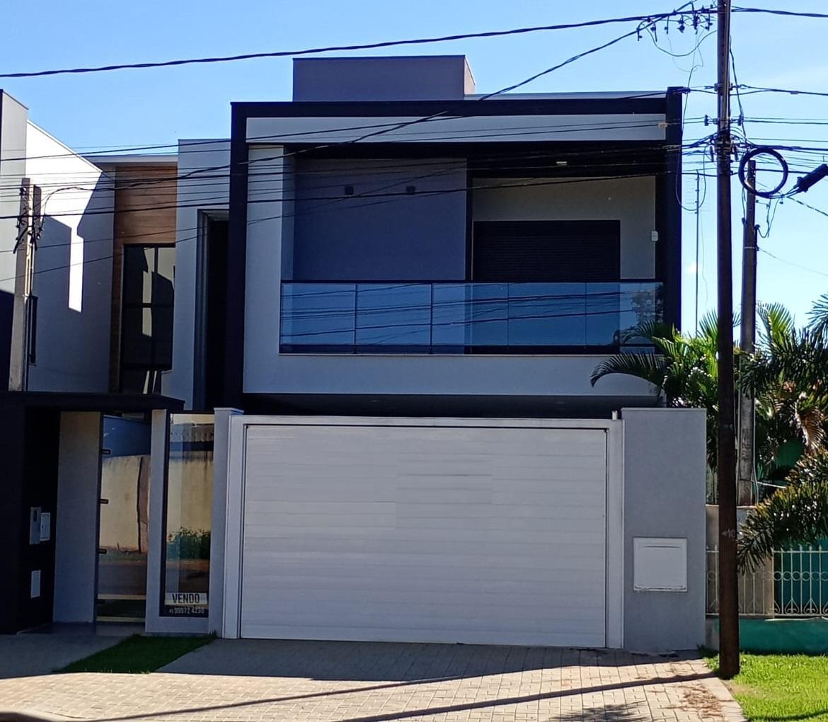Sobrado Alto Padrão Piscina Suíte com Closet e Sacada 2 Demi S...