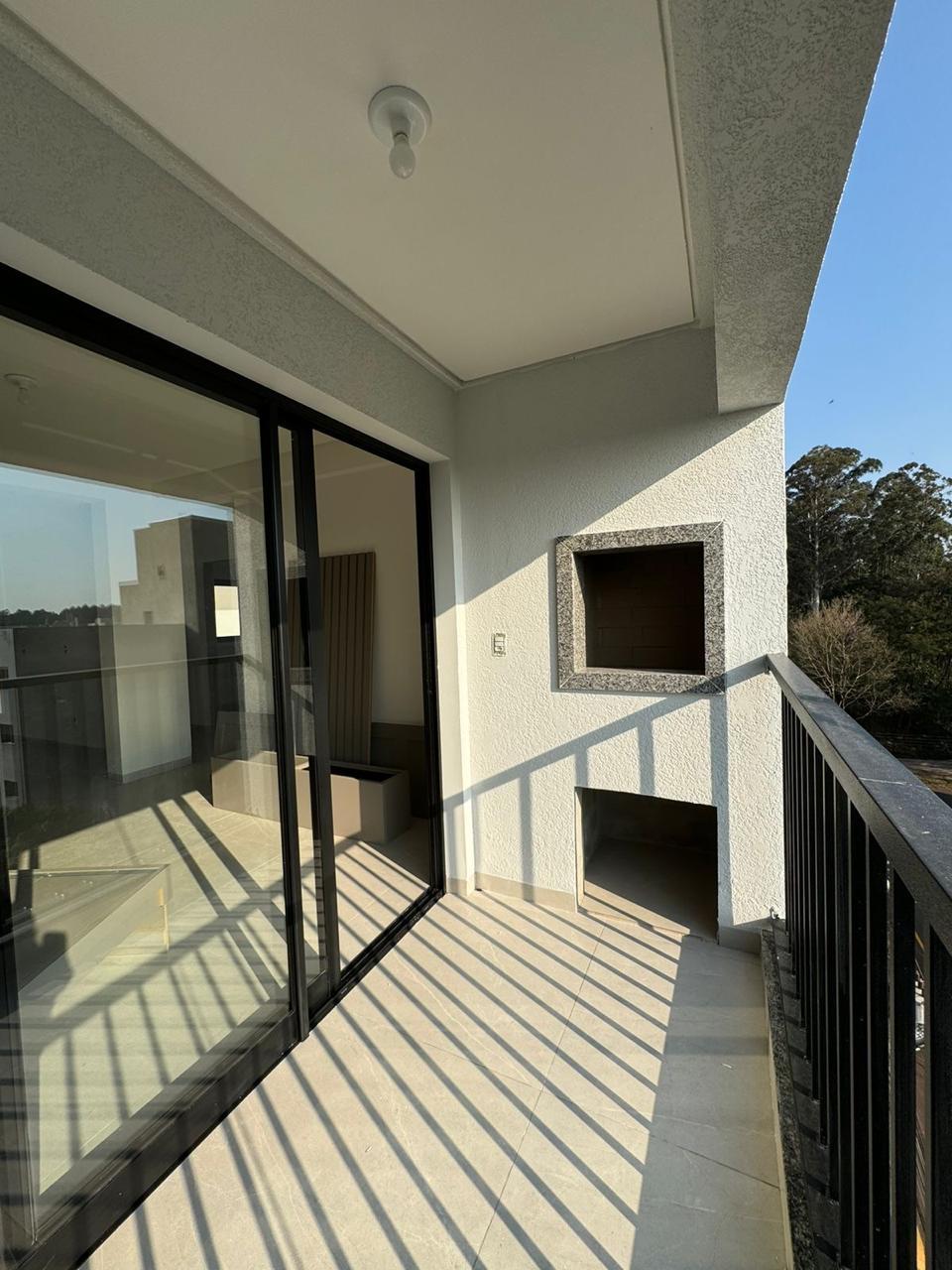 Apartamento com 1 Suíte 1 Quarto Sacada com Churrasqueira no J...