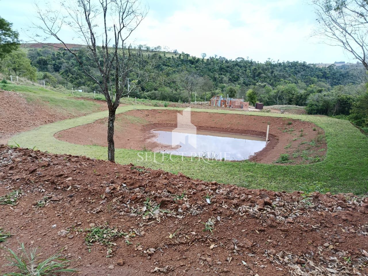 Chácara de 20.100m  com Açude e Rio S. Francisco no fundo em O...