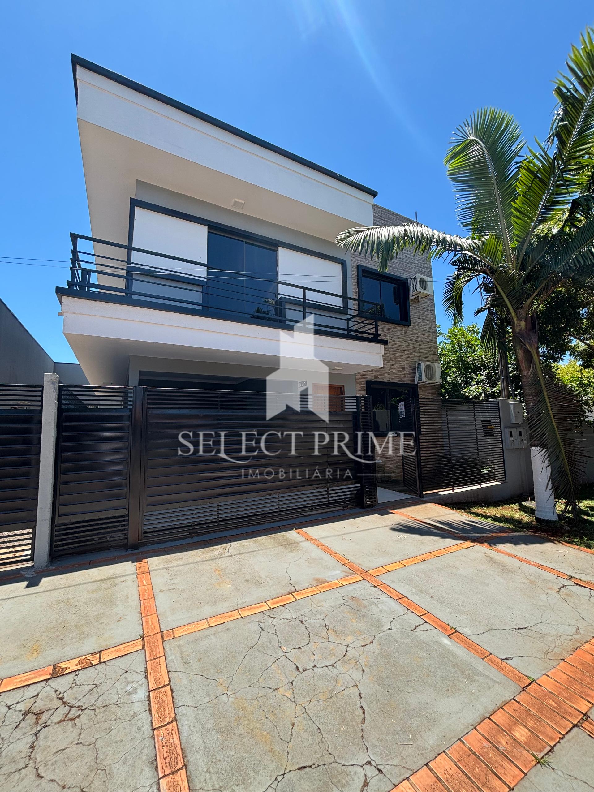 Amplo Sobrado com 3 Quartos no Jardim Pancera - TOLEDO PR