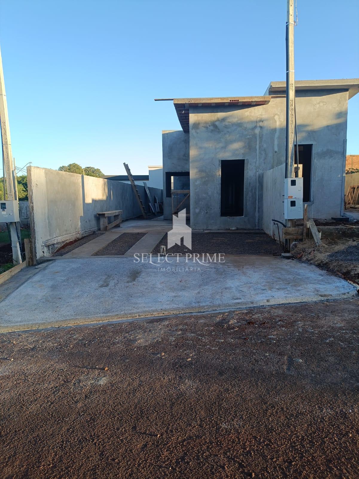 Casa com 3 Quartos e Passagem lateral na Vila Pioneira - TOLED...