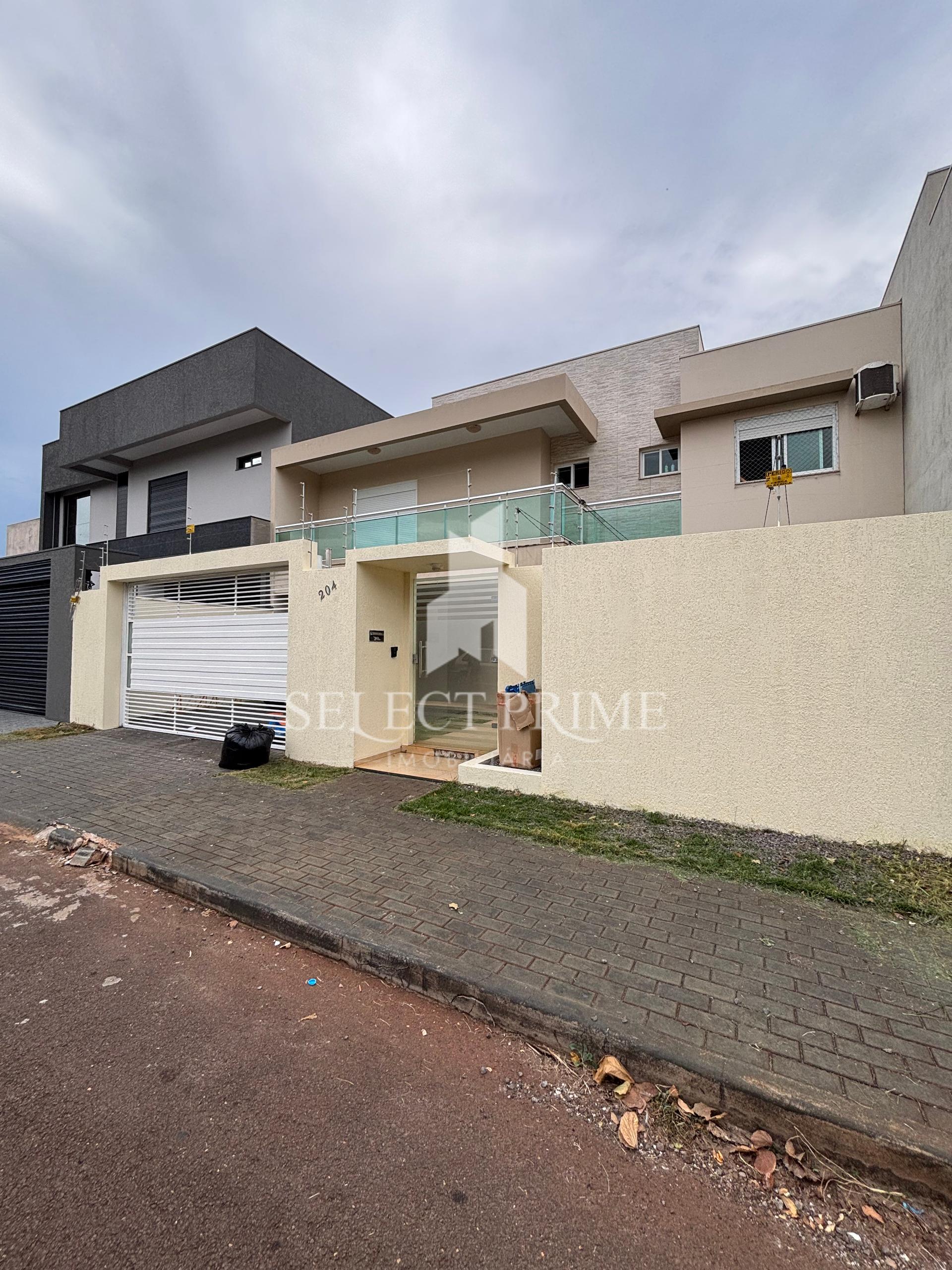 SOBRADO À VENDA, ESPAÇOSO NO JARDIM GISELA EM TOLEDO PR