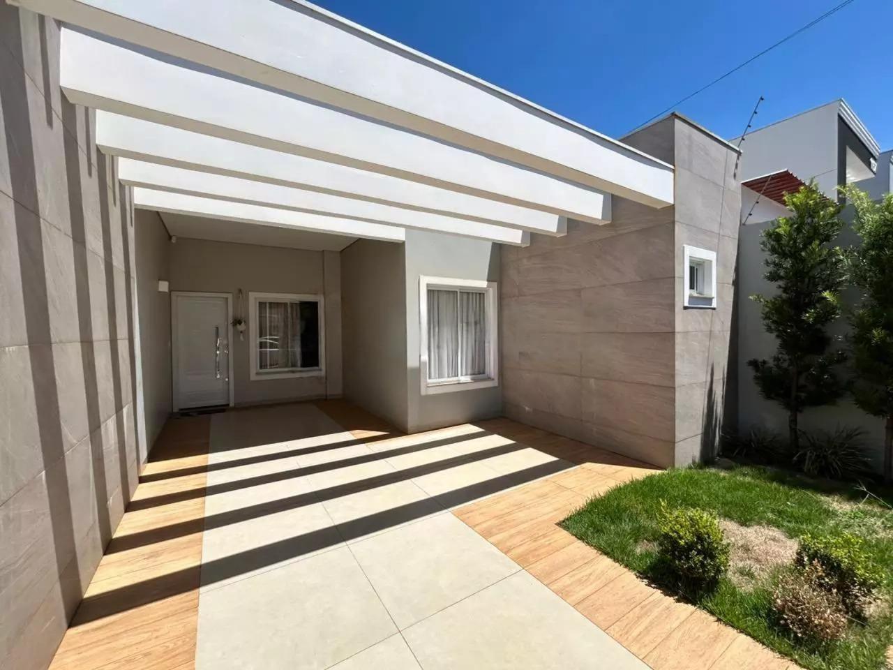 Casa Mobiliada à venda no Jardim Pancera em Toledo PR