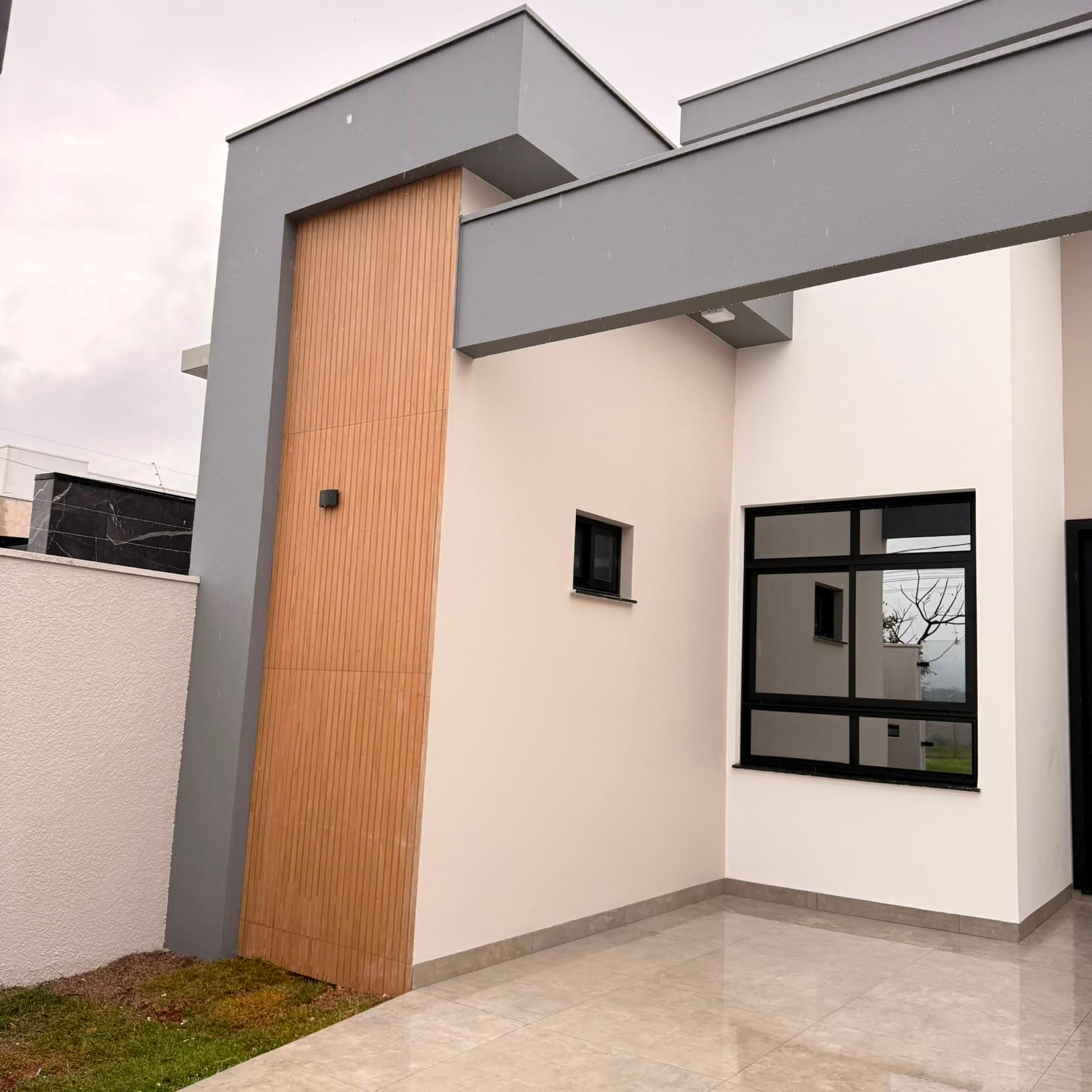 Linda Casa com Suíte 2 Quartos Churrasqueira e Sobra de Terren...