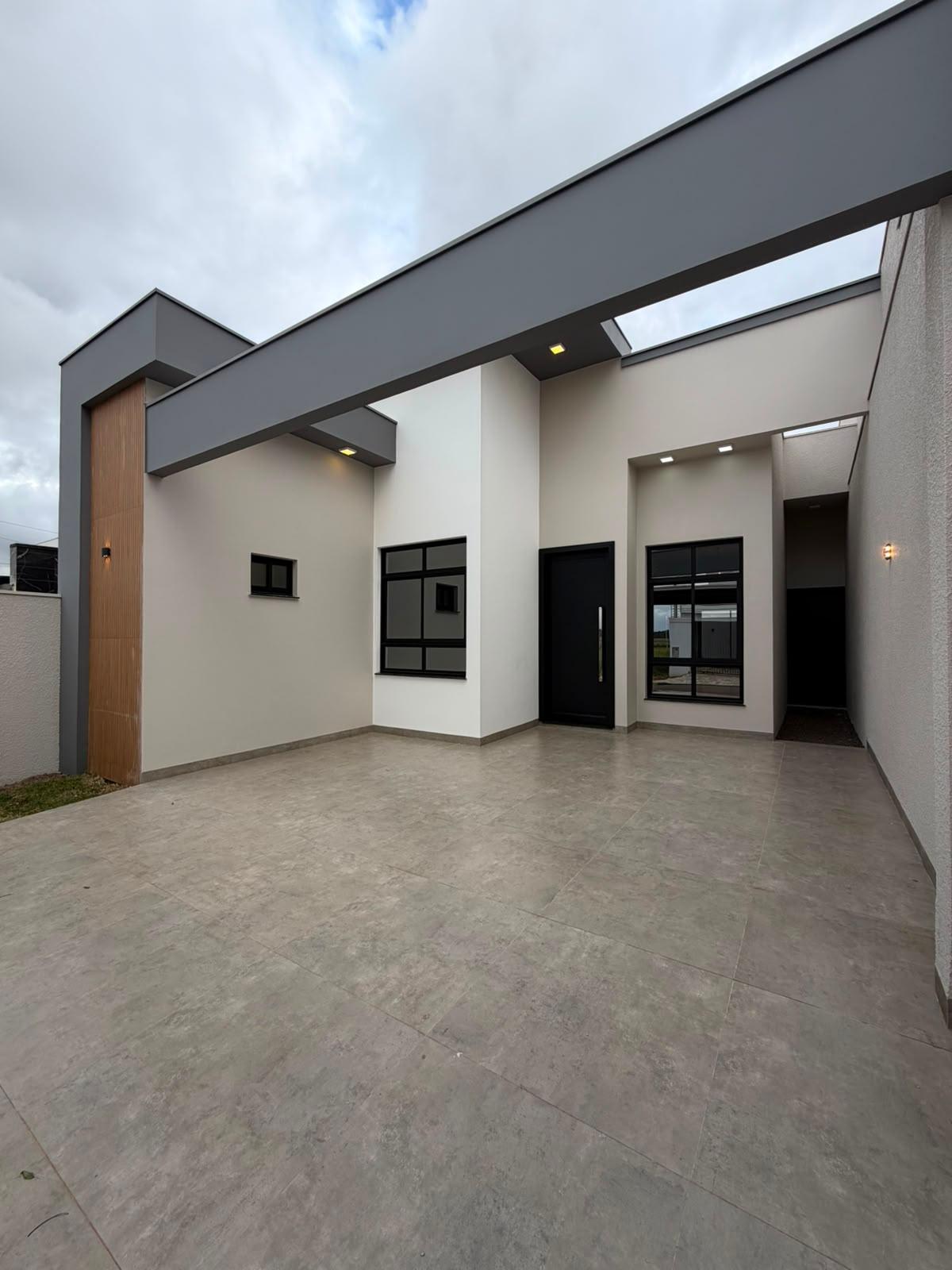 Linda Casa com Suíte 2 Quartos Churrasqueira e Sobra de Terren...
