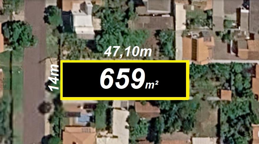 Terreno Plano com 659,40m²: 14m x 47,10m em Ótima Localização ...