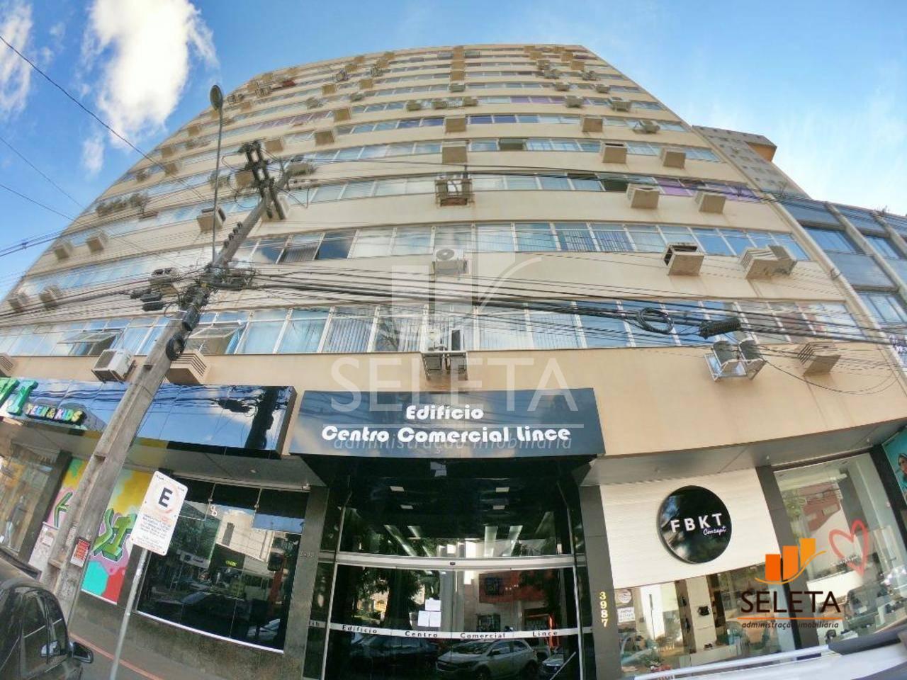 SALA COMERCIAL DISPONIVEL PARA LOCAÇÃO NO CENTRO.