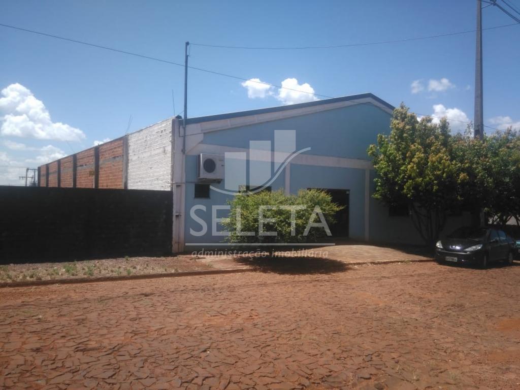 Barracão em frente a BR 277 ,  Próximo ao Posto Stop - SANTA T...