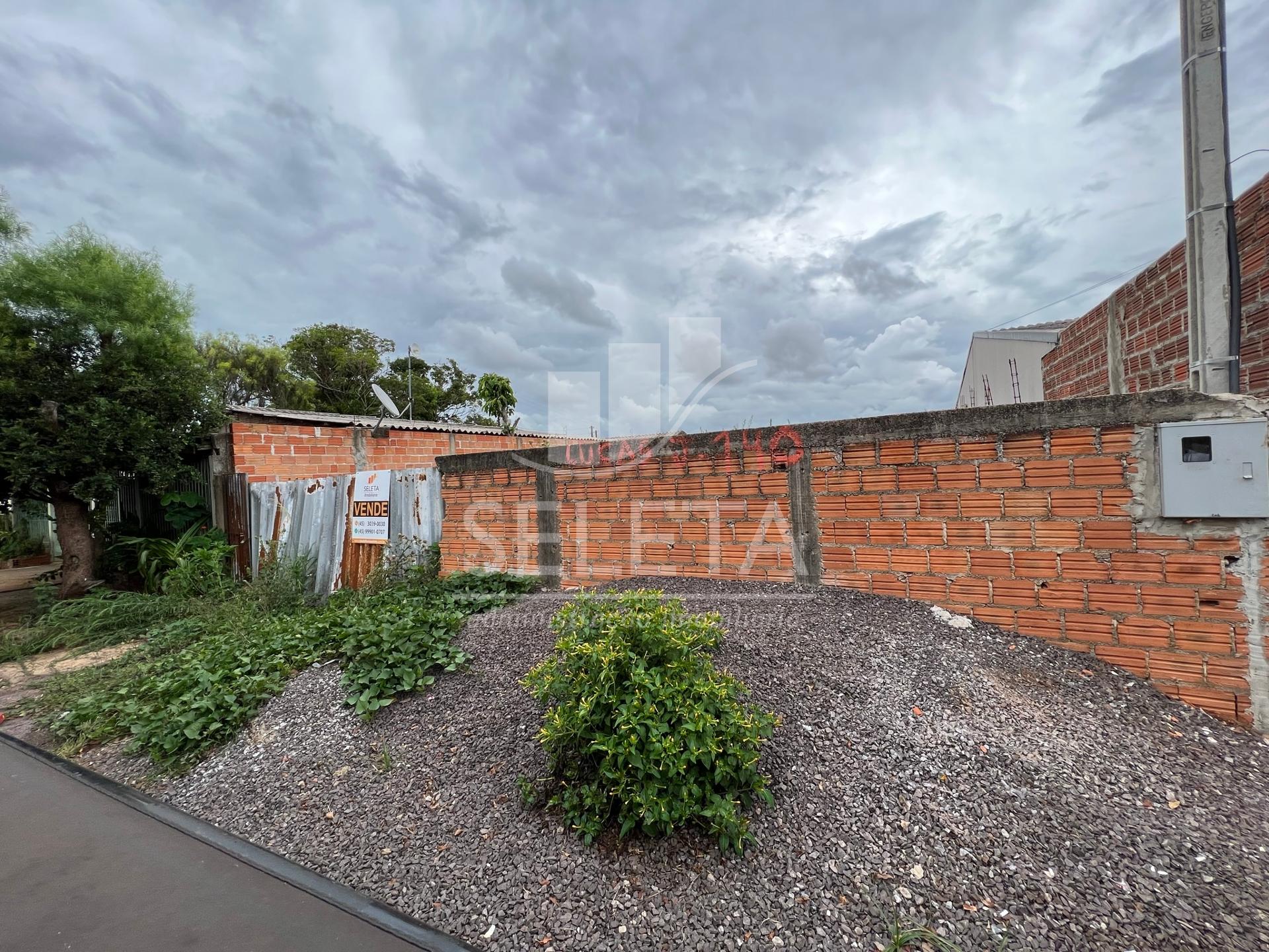 TERRENO DE 250 M2 - NO CASCAVEL VELHO