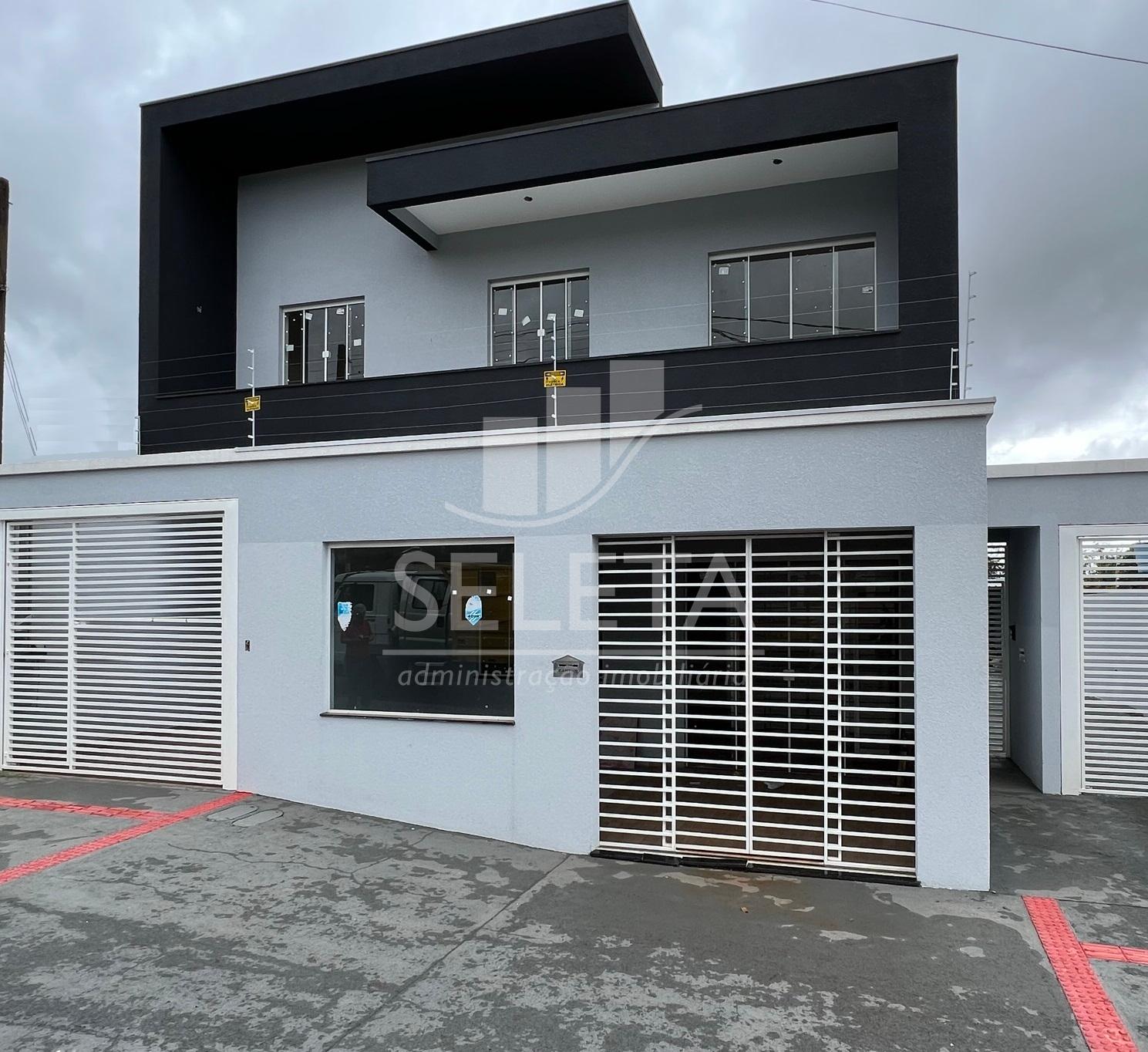 AMPLO SOBRADO COM 3 QUARTOS