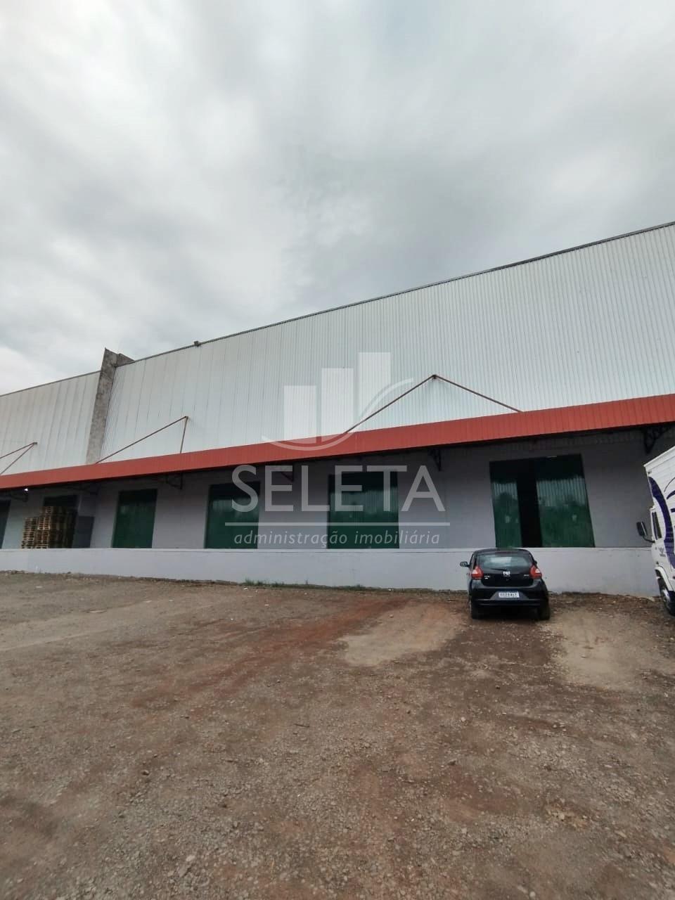 ÓTIMO BARRACÃO NO CONDOMINÍO ECOLOG 1030 m , Em Cascavel-PR.