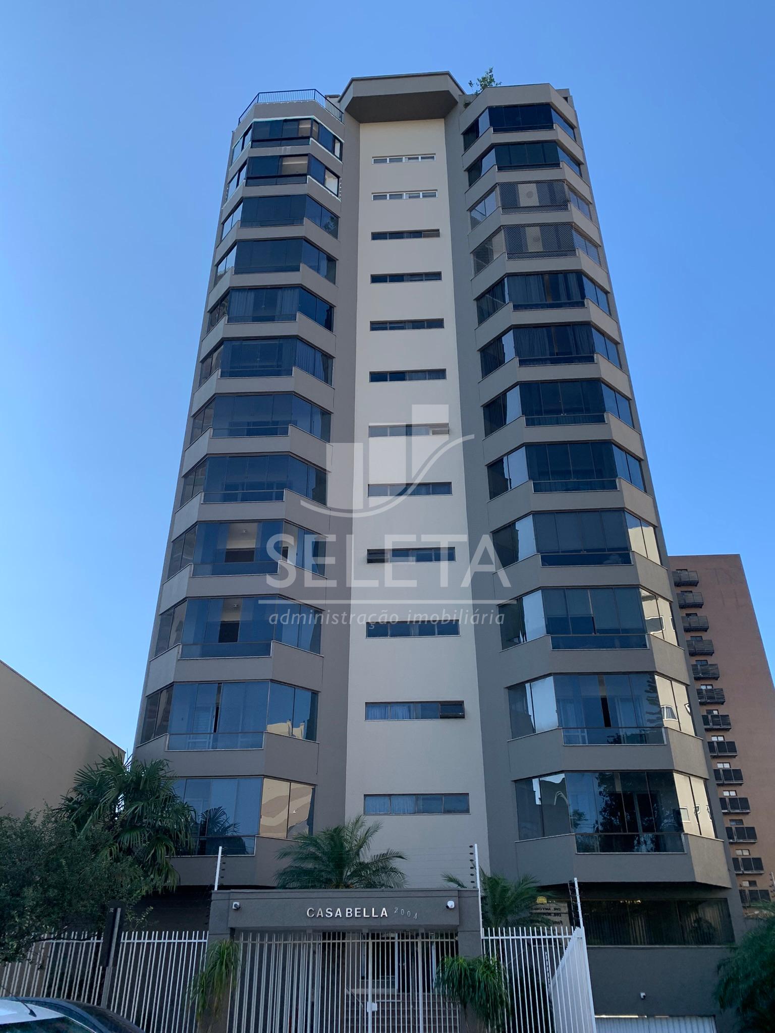 APARTAMENTO DUPLEX, LOCALIZADO, NO CENTRO DE CASCAVEL-PR
