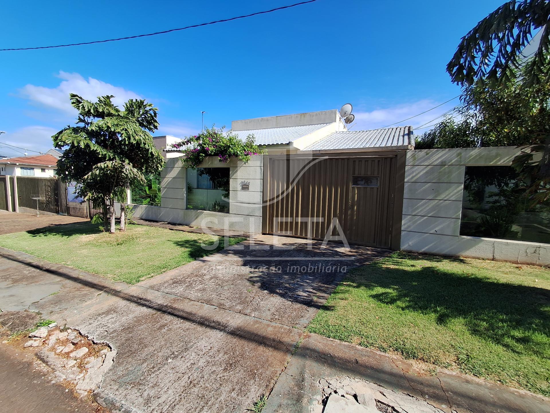 Casa no Bairro Coqueiral em Cascavel.