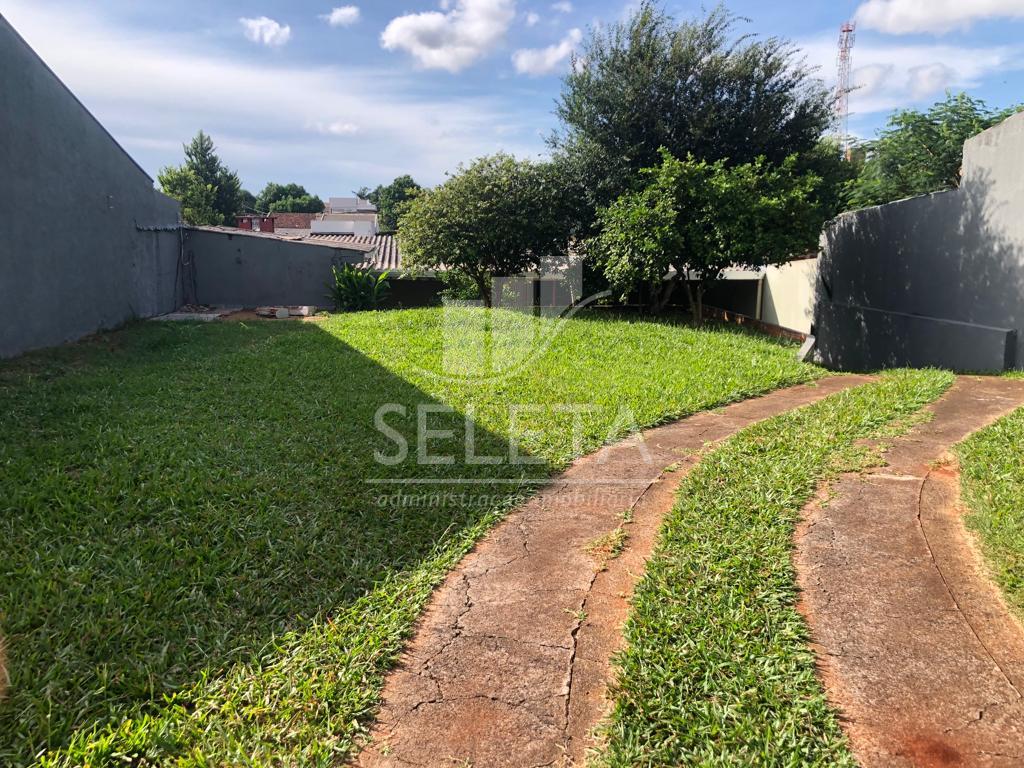 Terreno à venda,  com 409,5 m 2 em frente da igreja católica n...
