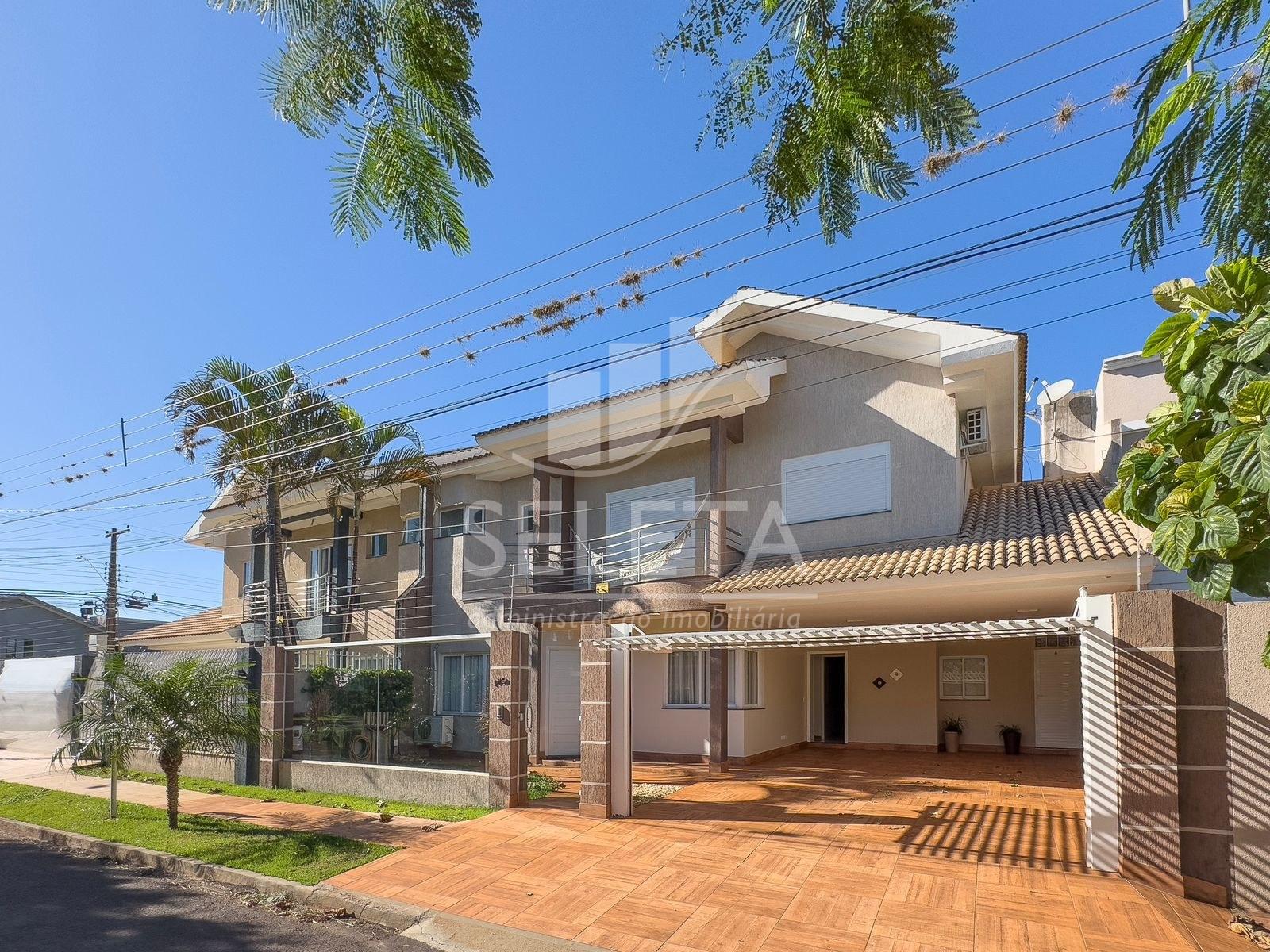 Sobrado a venda no bairro Recanto Tropical em Cascavel-PR