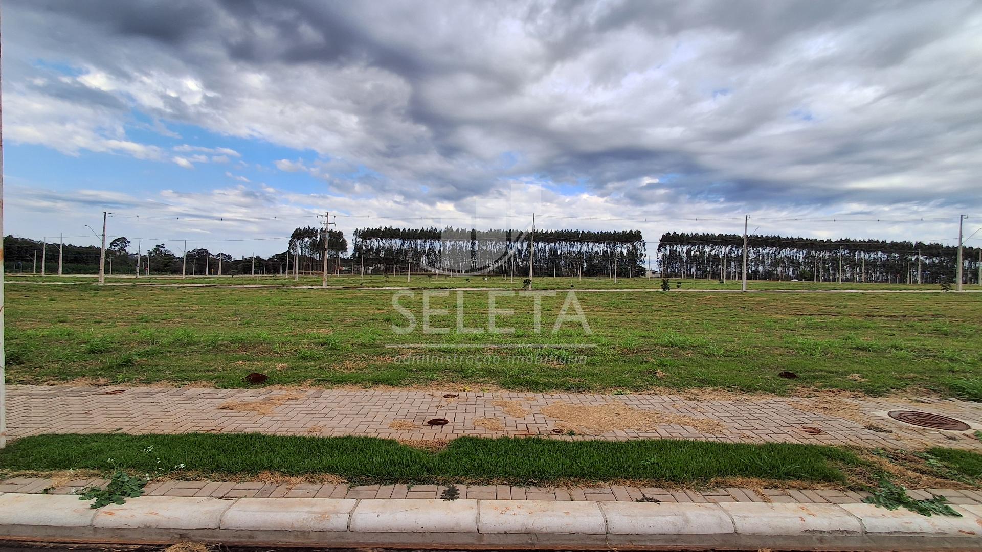 Terreno no Loteamento Recanto Tropical 4 em Cascavel PR.