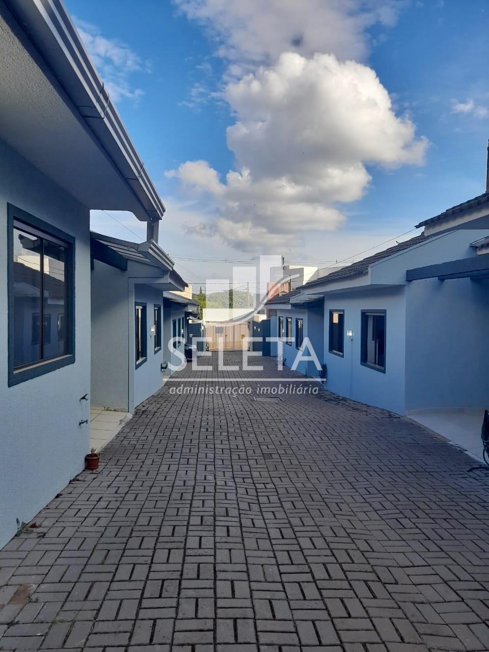 Vende-se casa em condomínio fechado no bairro Vila Tolentino
