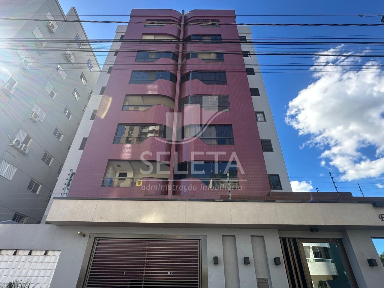 Apartamento à venda, localizado entre o Centro, Vila Militar e...