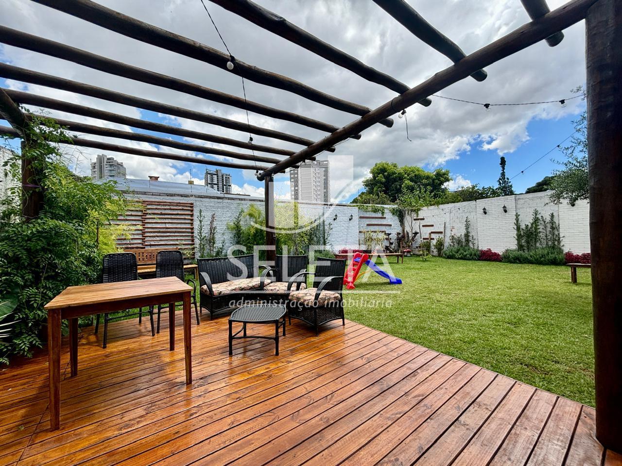Comercial com 3 dormitórios para locação lno bairro COUNTRY em...