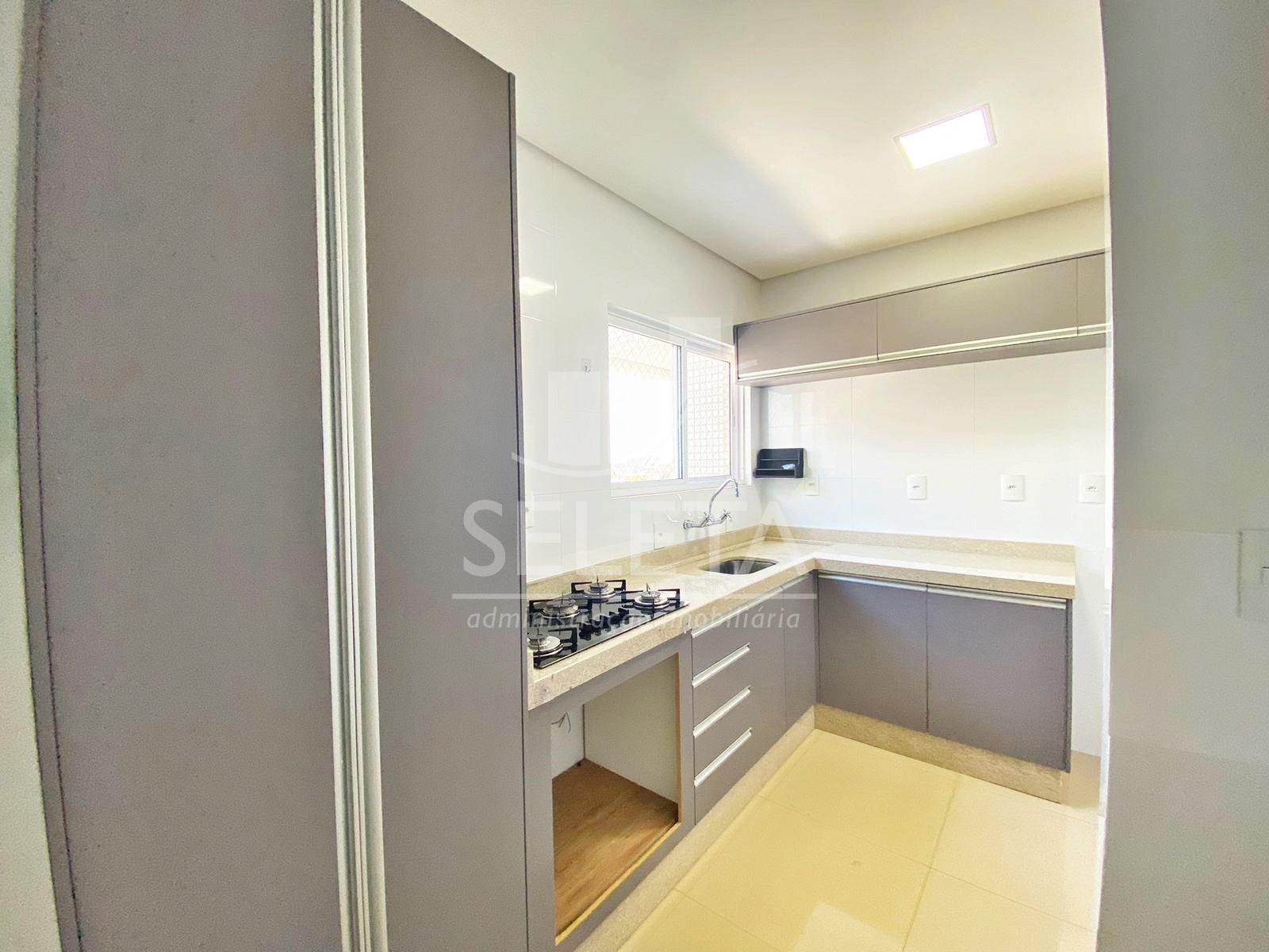 APARTAMENTO PARA LOCAÇÃO NO EDIFÍCIO VILA SERENA, CENTRO.