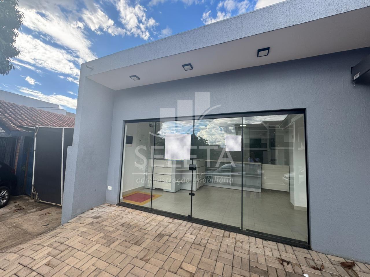 SALA COMERCIAL DISPONIVEL PARA LOCAÇÃO NO COQUEIRAL.