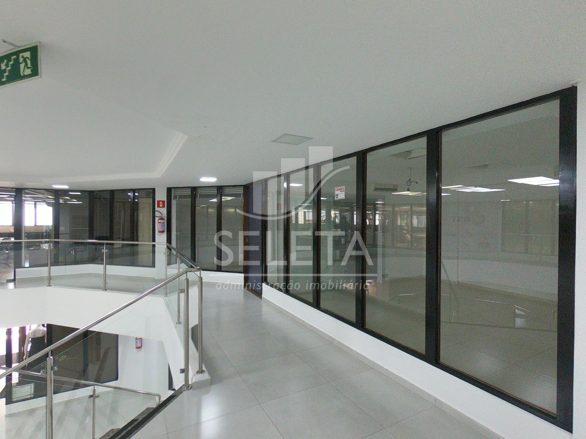 Sala Comercial no Centro, CASCAVEL - PR - Ed. Serra Dourada - ...